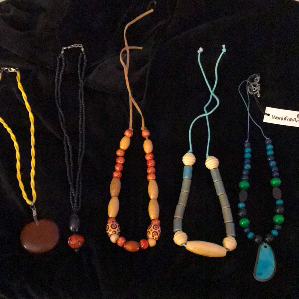 Collection of 5 chunky beaded necklaces